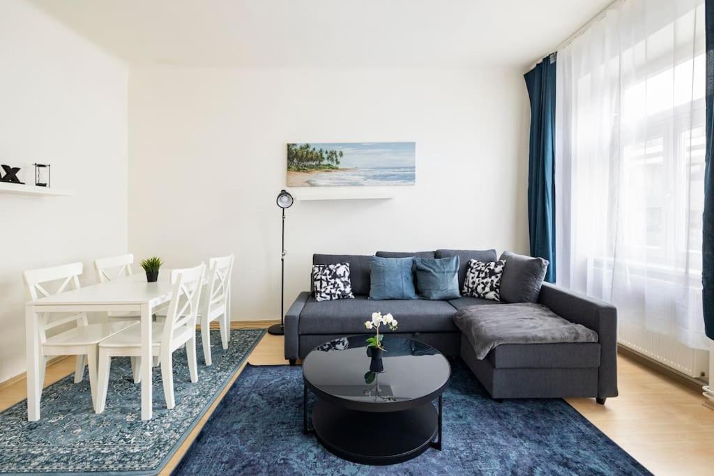 Beautiful 1 Bedroom Apartment Near Schoenbrunn Vienna Exterior photo