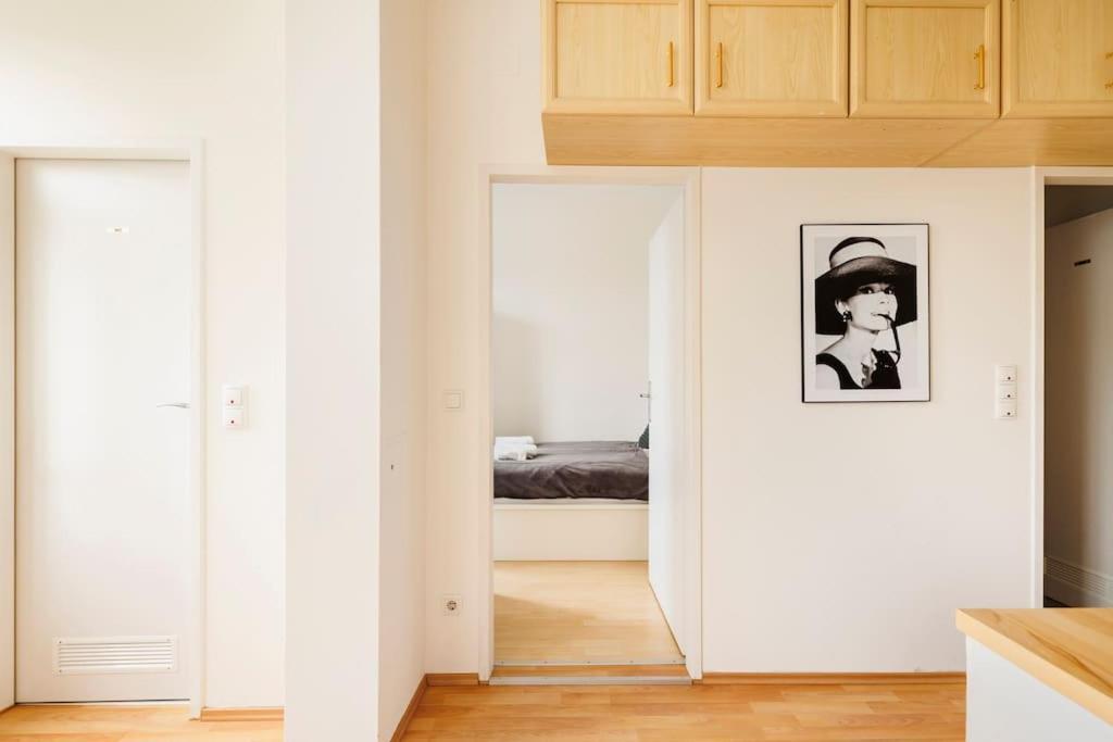 Beautiful 1 Bedroom Apartment Near Schoenbrunn Vienna Exterior photo